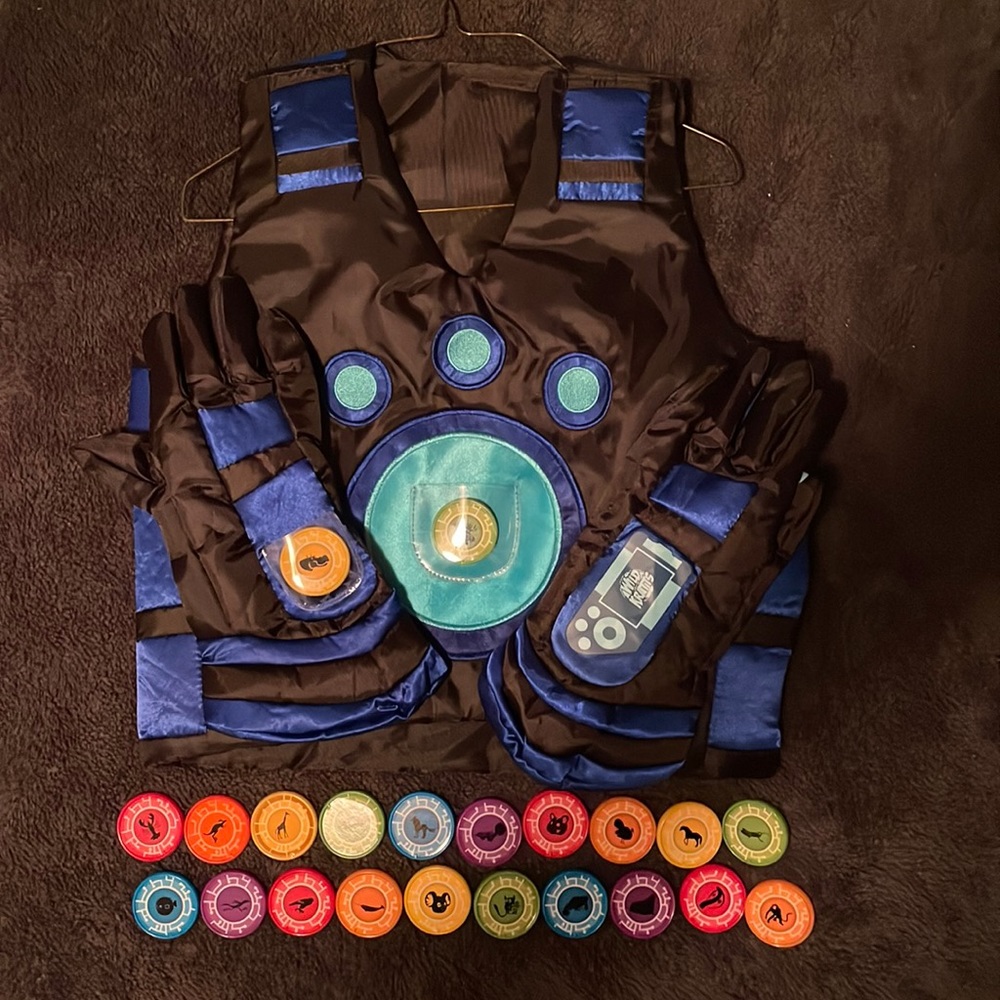 Wild Kratts costume - vest, gloves, discs